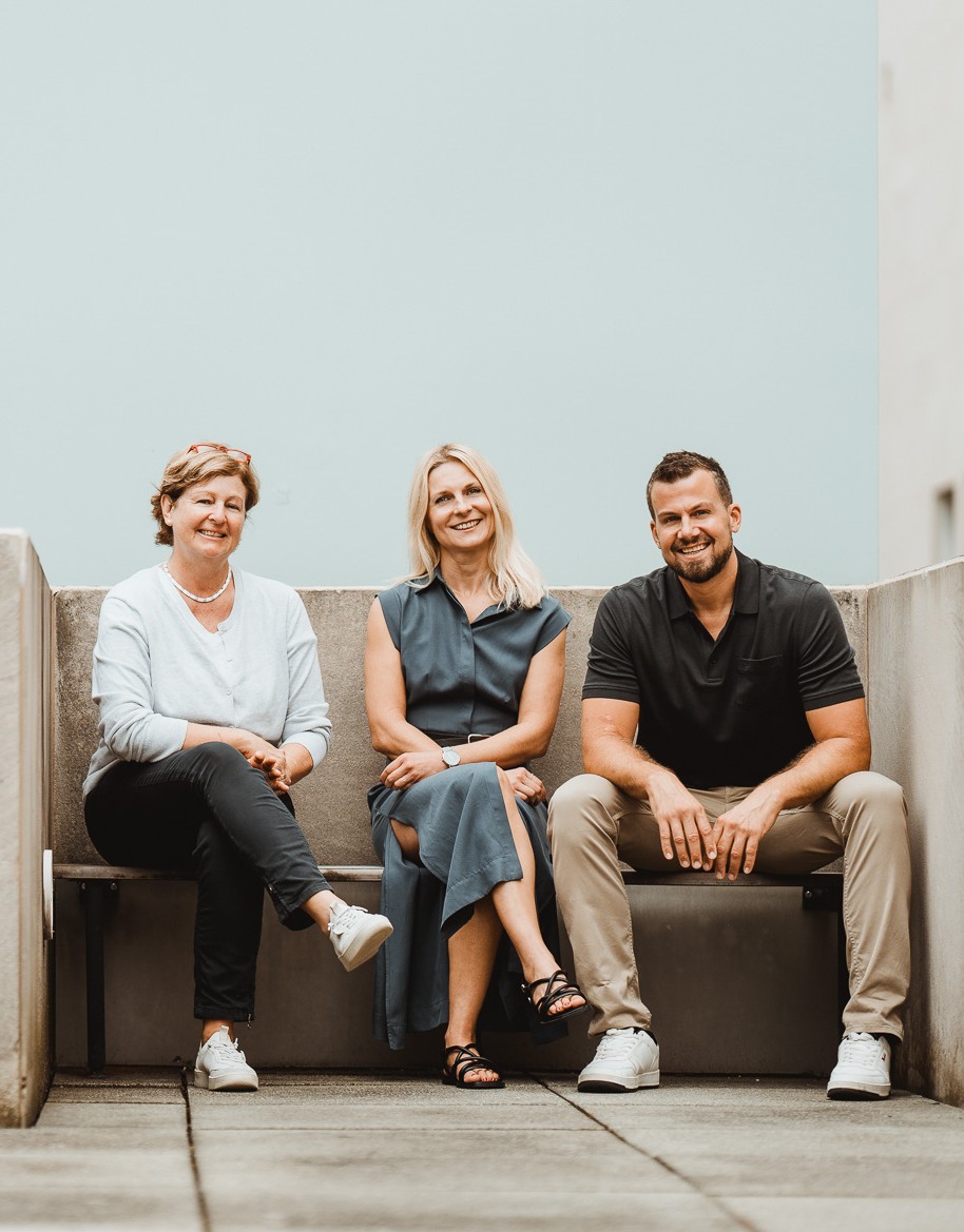 Das Team von HOLZLAR Immobilien